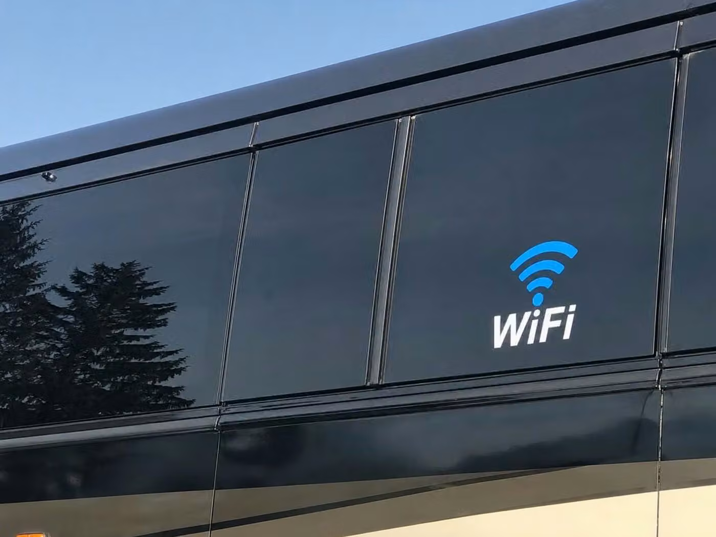culver city 25 passenger minibus wifi
