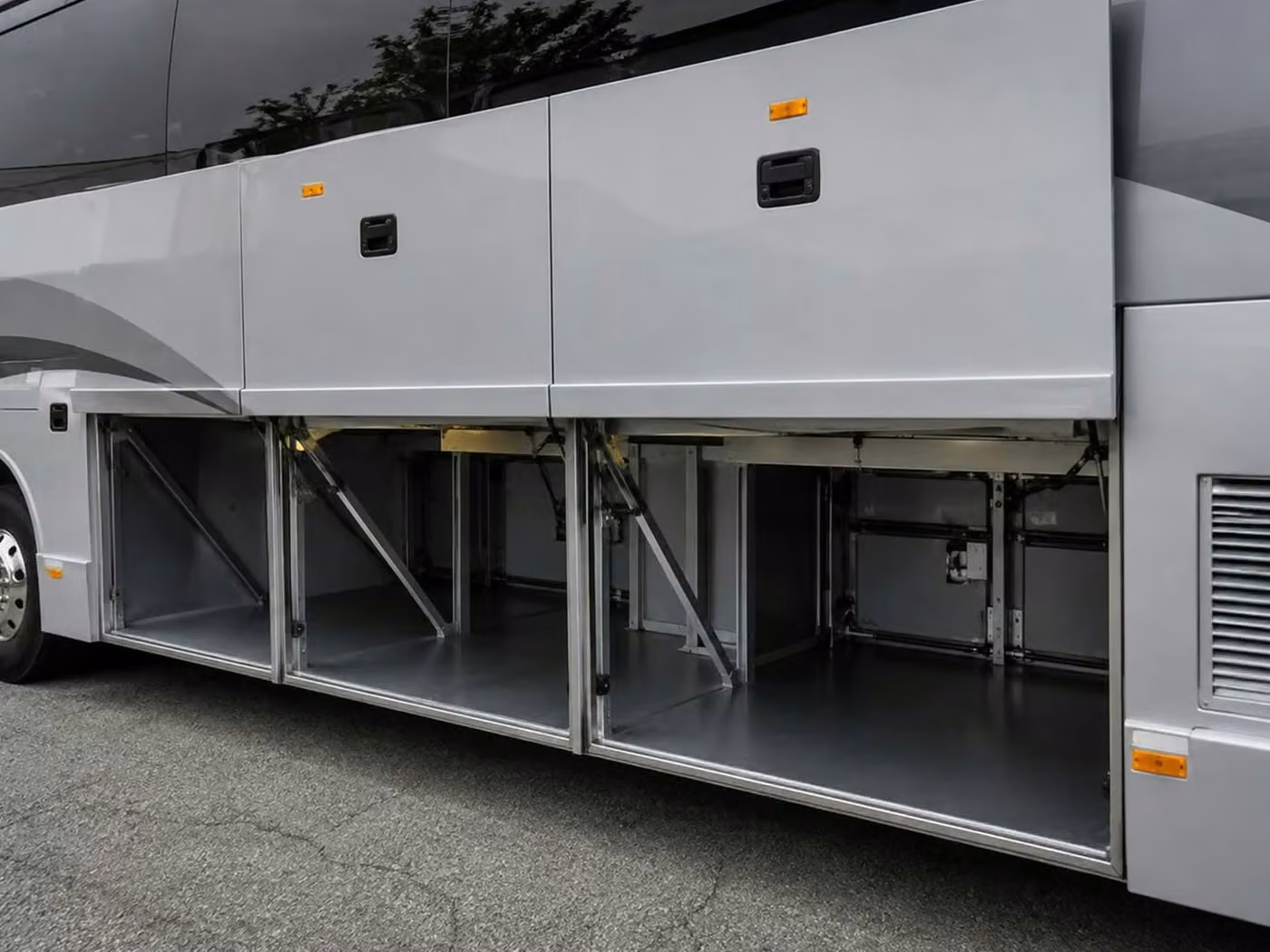 culver city 56 passenger charter bus luggage bays
