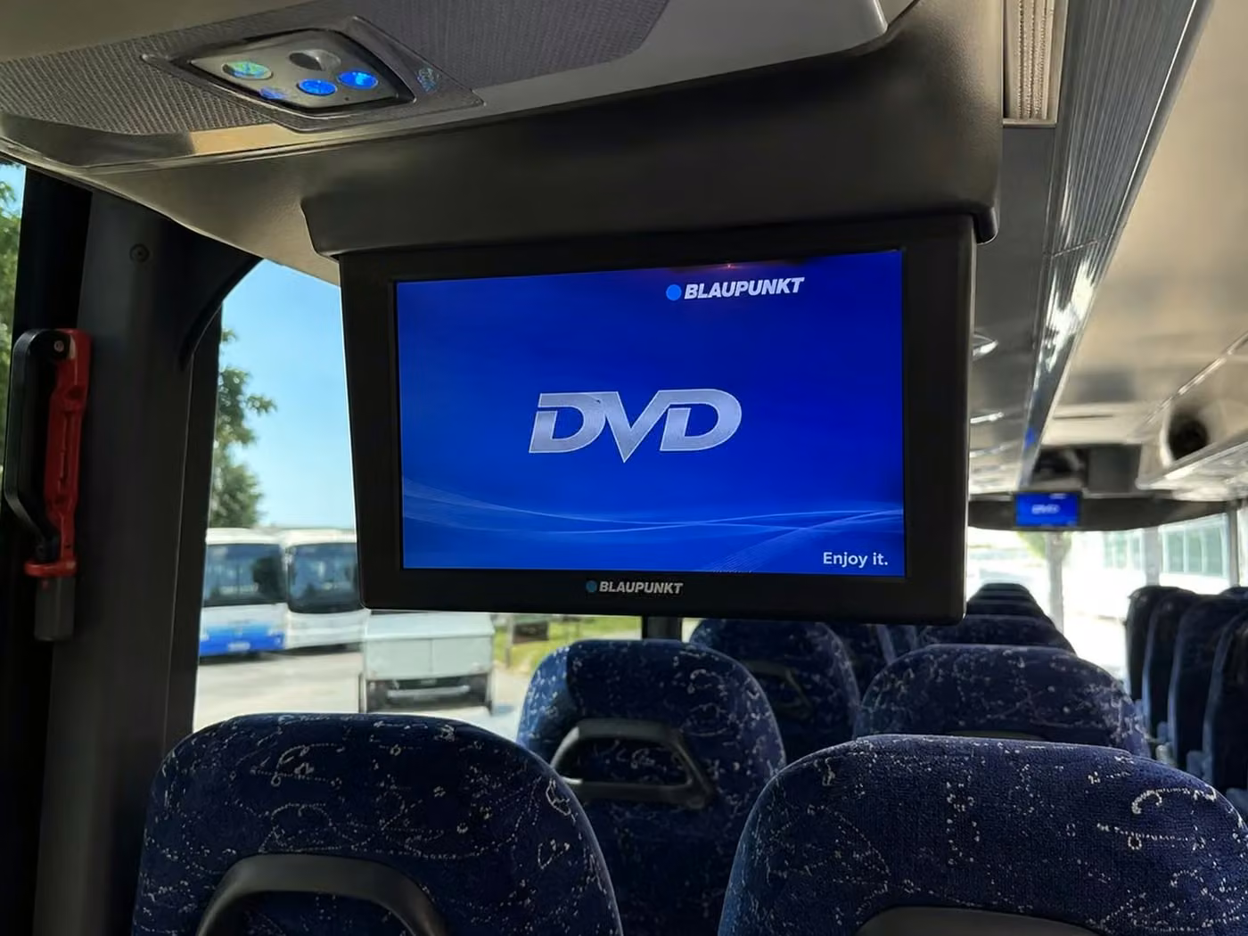 culver city charter bus tv monitors