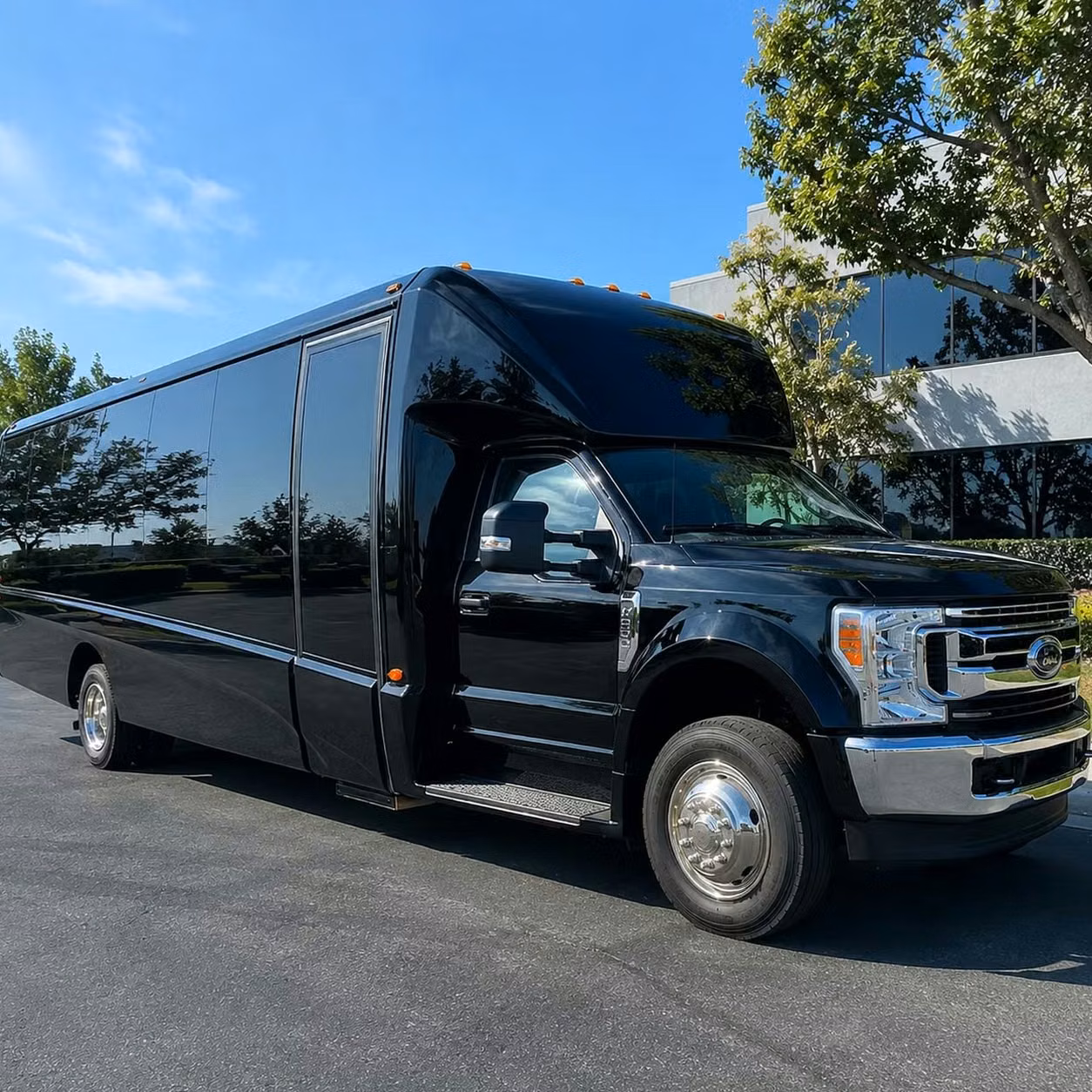 culver city prom and homecoming party buses in culver city